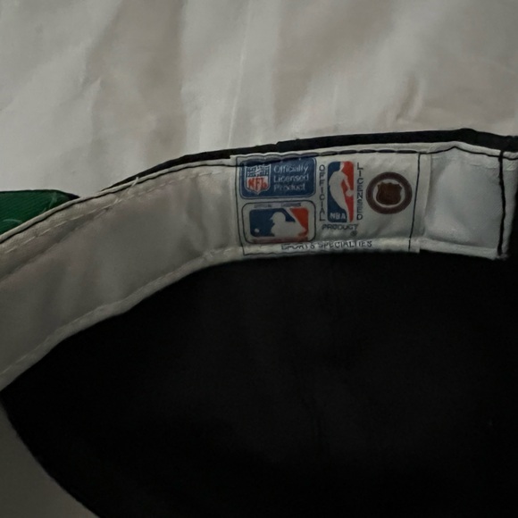 Vintage 90s Chicago Bulls World Champions Sports Specialties Snapback Cap Hat - Picture 5 of 7